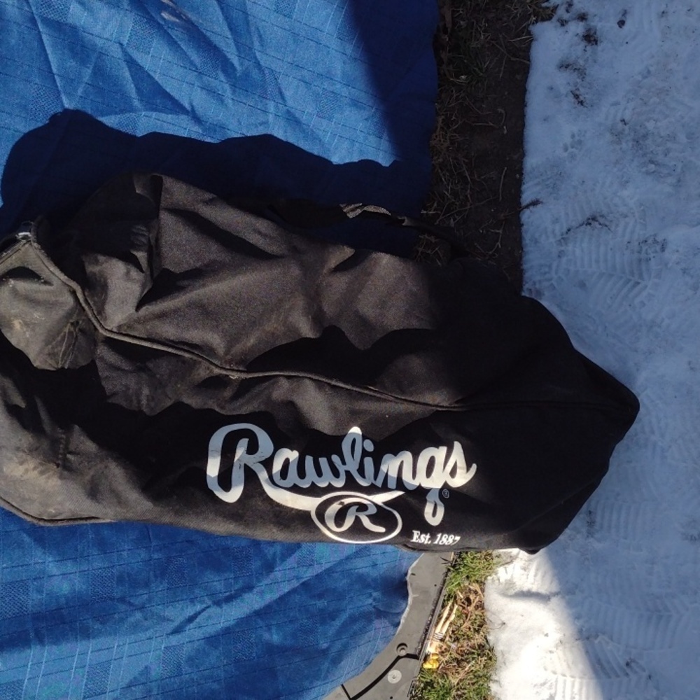 Rawlings Black Sports Bag - Picture 2 of 3